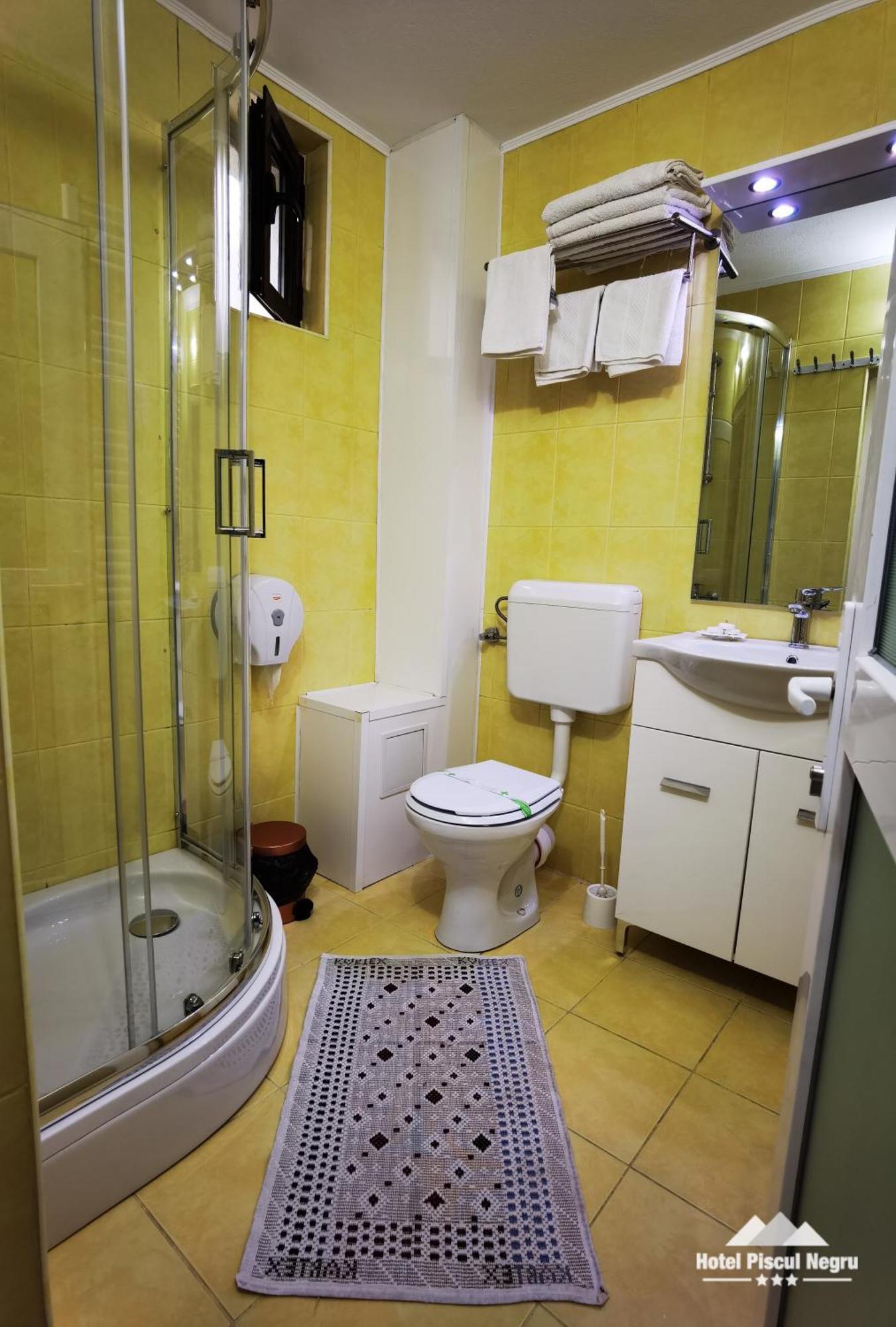 Piscul Negru Hotel - Transfagarasan Cumpăna 객실 사진